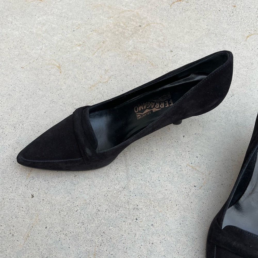 Salvatore Ferragamo women suede shoes